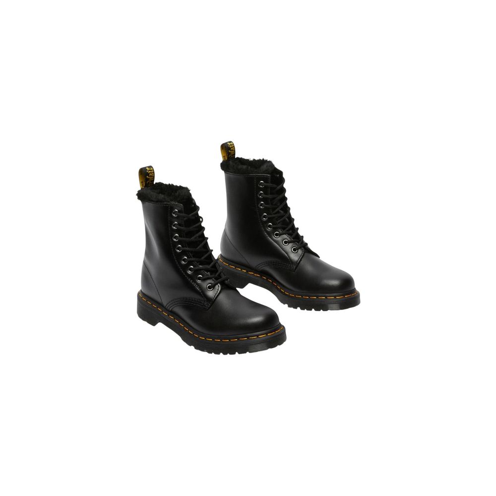 Dr. Martens Zwarte Leren Veterschoenen