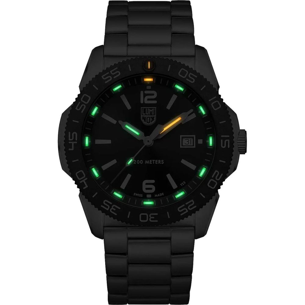 Luminox grijs roestvrijstalen sporthorloge
