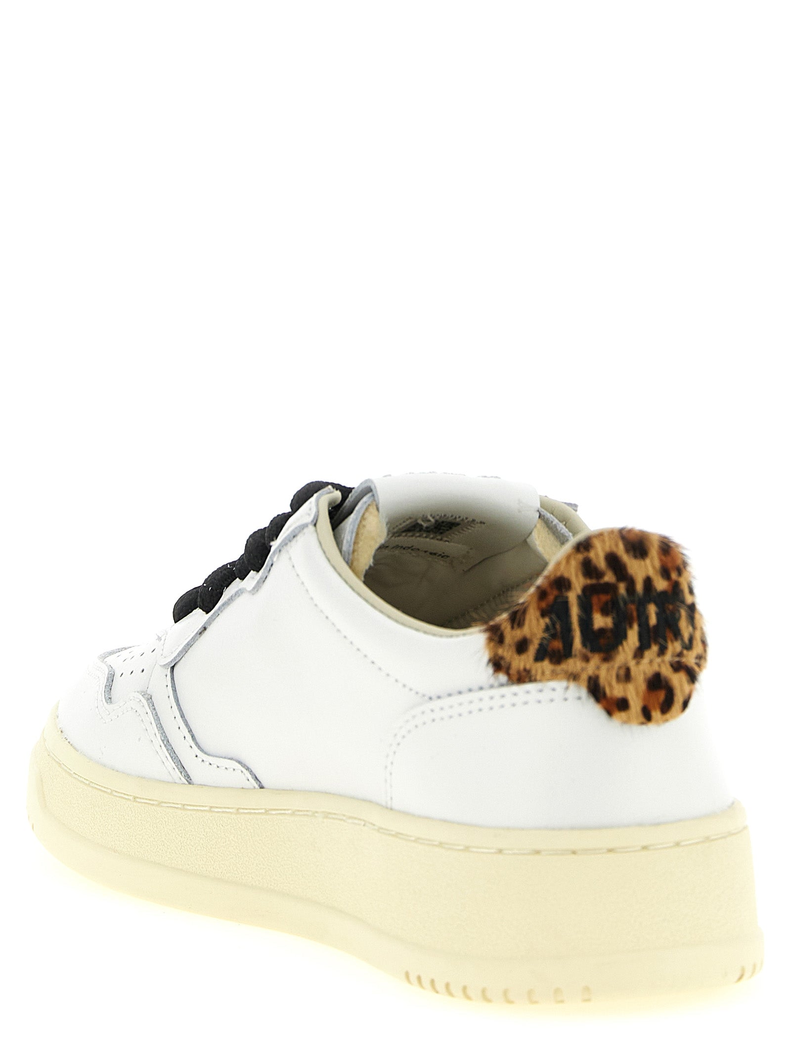 Autry Bruine Leren Lage Sneakers