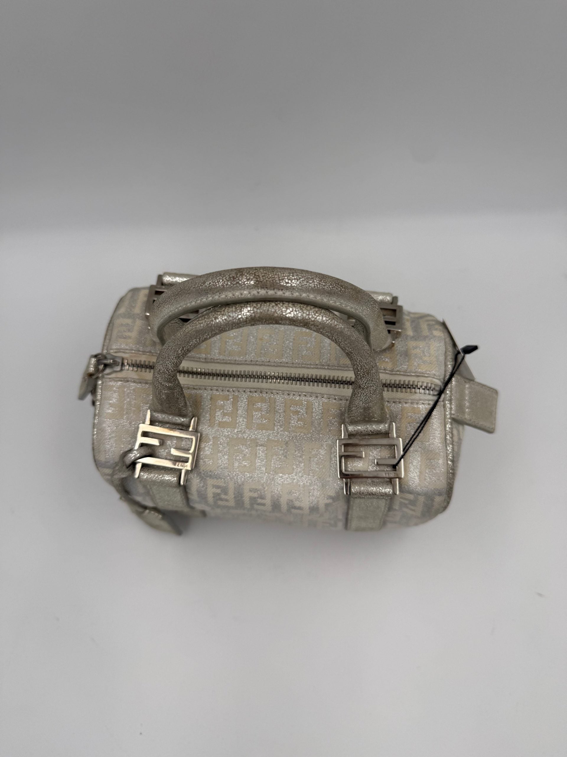 Fendi FENDI Mini Bauletto FF Zucchino Gelamineerde Handtas