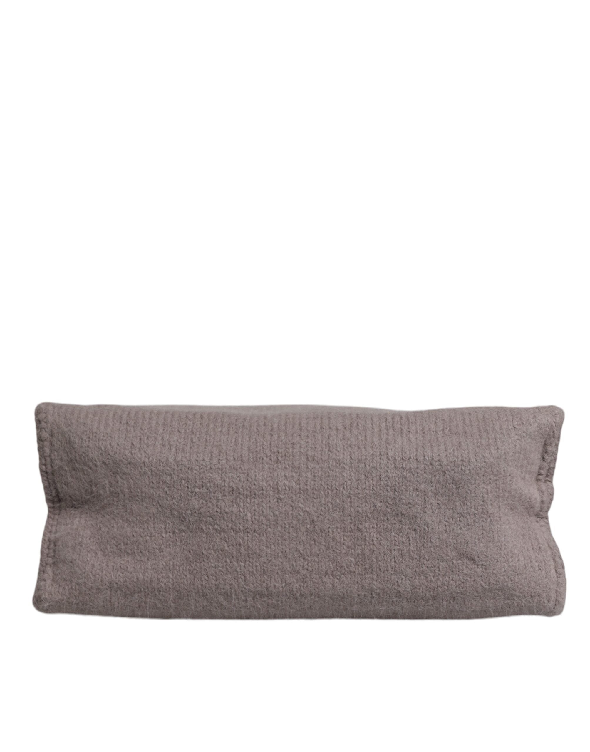 Dolce & Gabbana Grijze Alpaca Wol Schoudertas met Logo Plaat