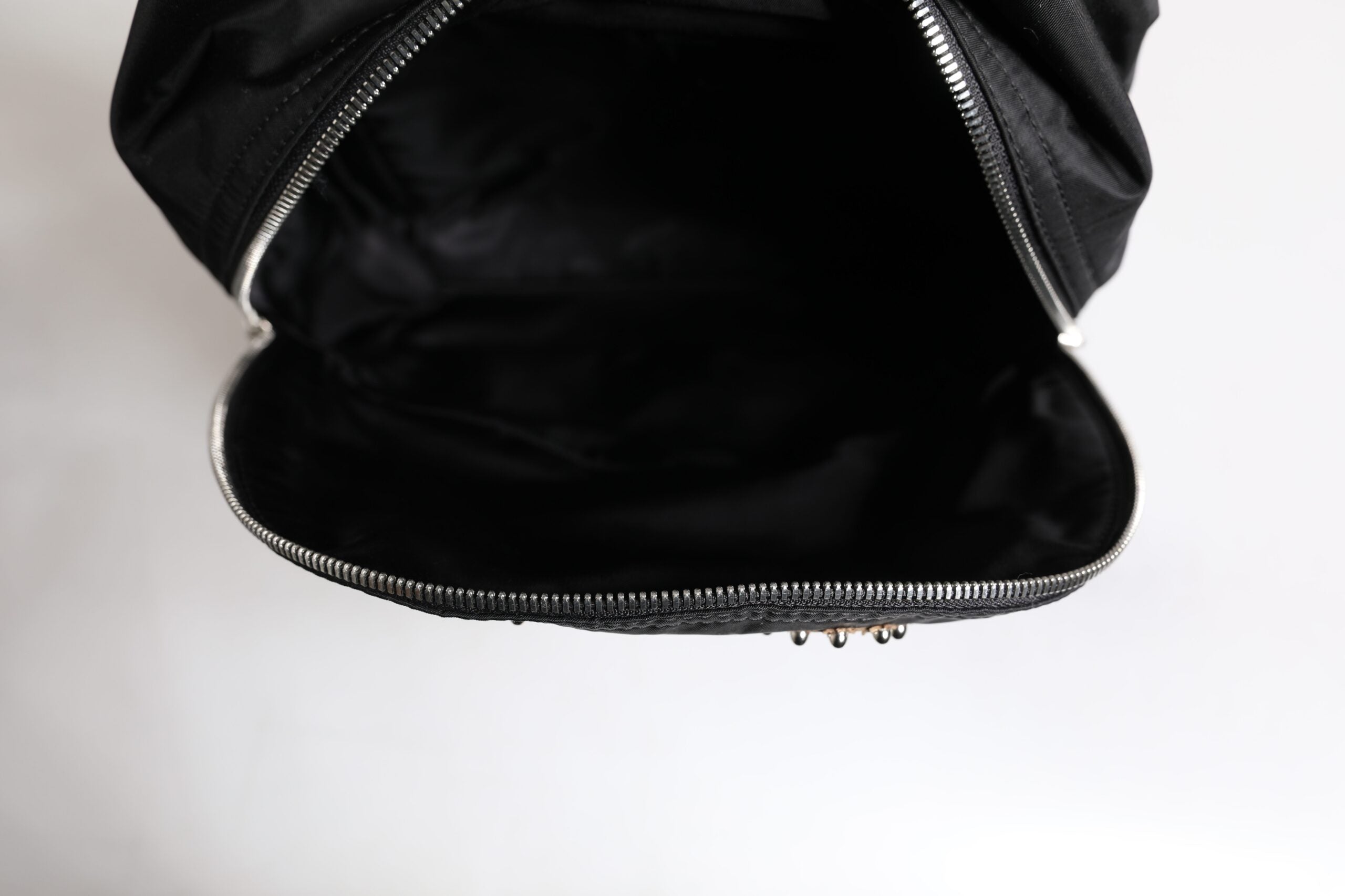 Dolce & Gabbana Zwarte Nylon #DGFAMILY Versierde Rugzak VULCANO Tas