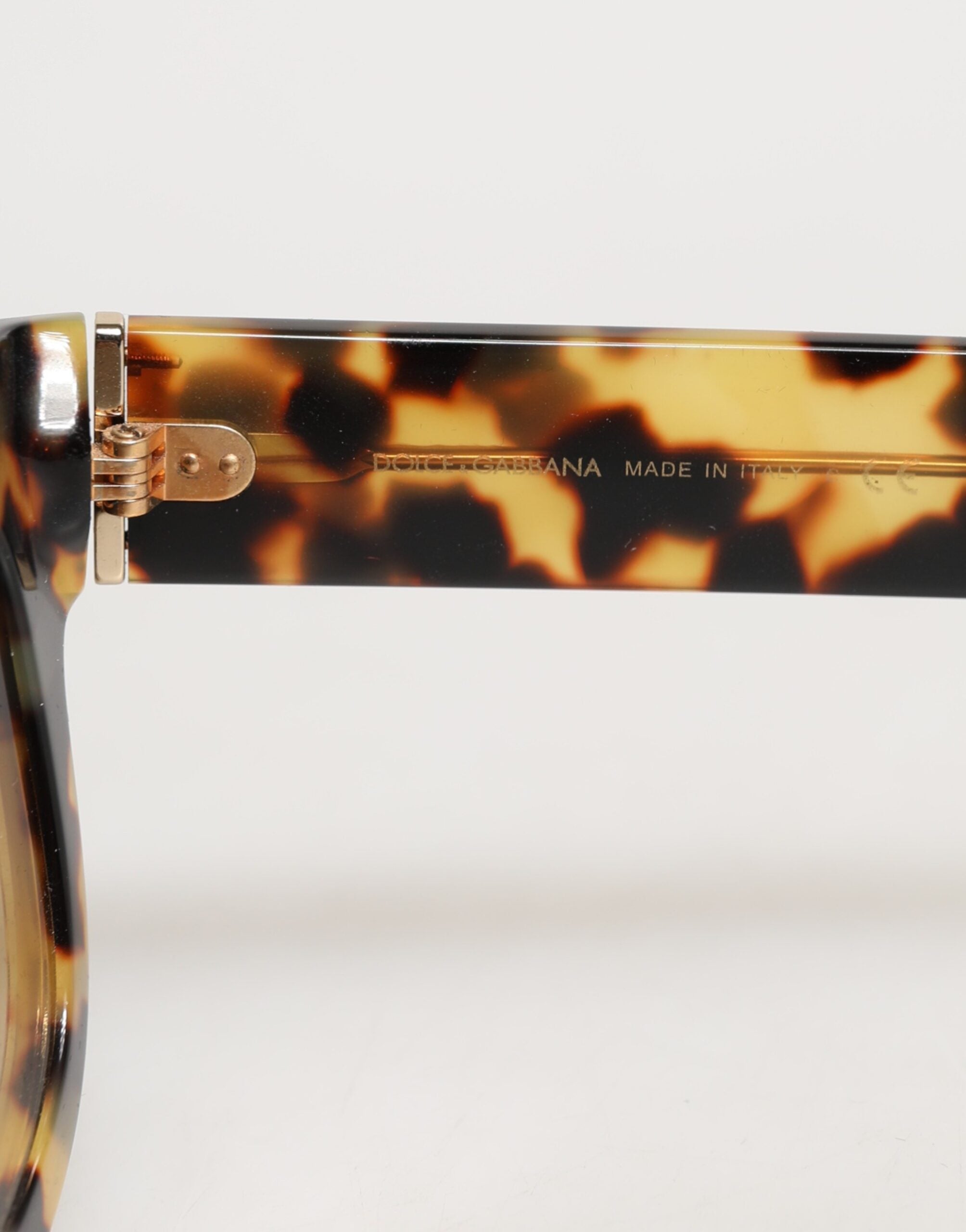 Dolce & Gabbana DG4379F Zonnebril met Wit Schildpadpatroon in Acetaat en Verloopglazen