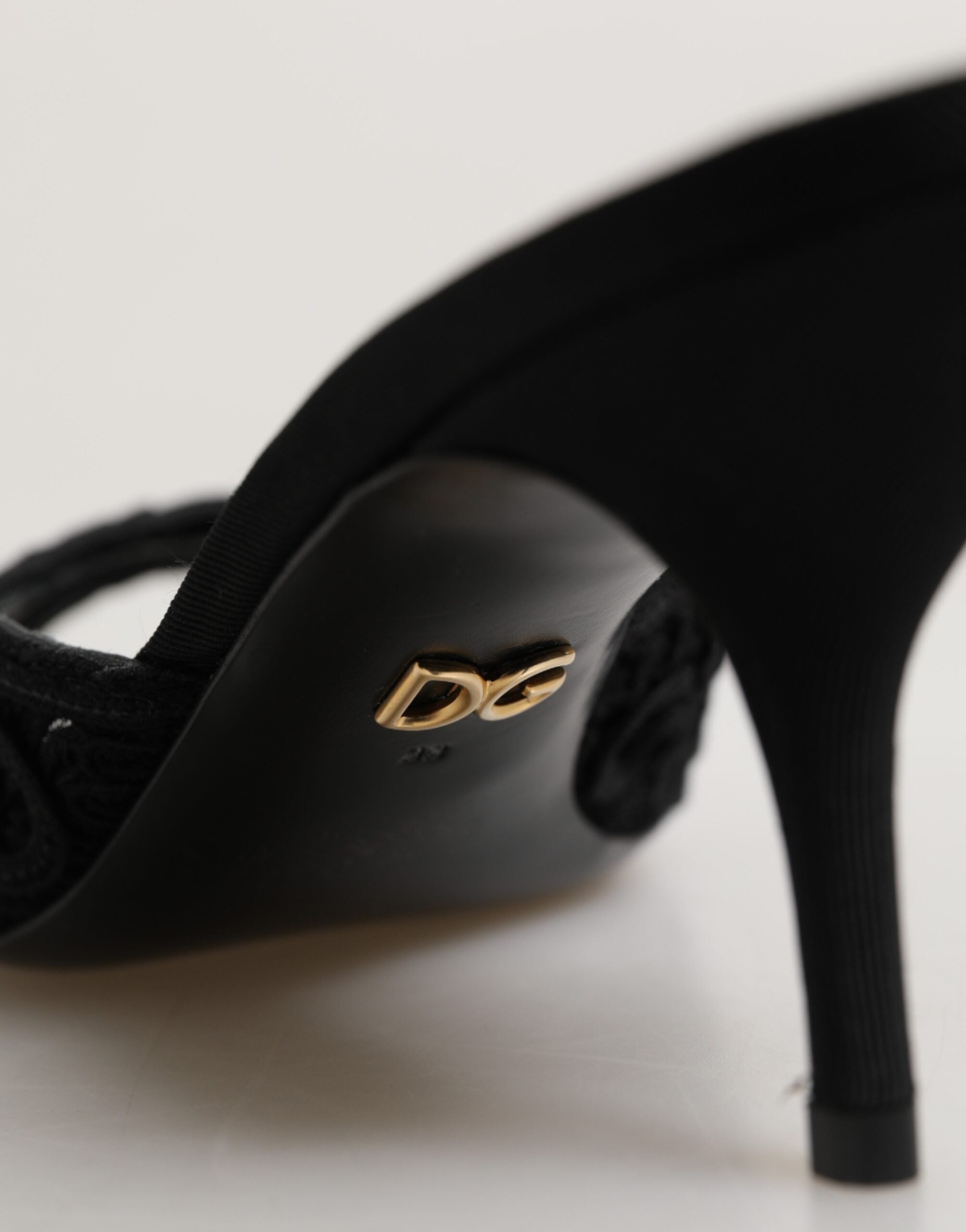 Dolce & Gabbana Zwarte Geborduurde Muiltjes met Hak