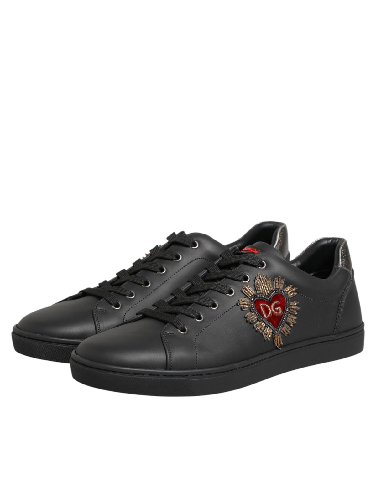 Dolce & Gabbana Zwarte Leren Sneakers Met Hartversiering