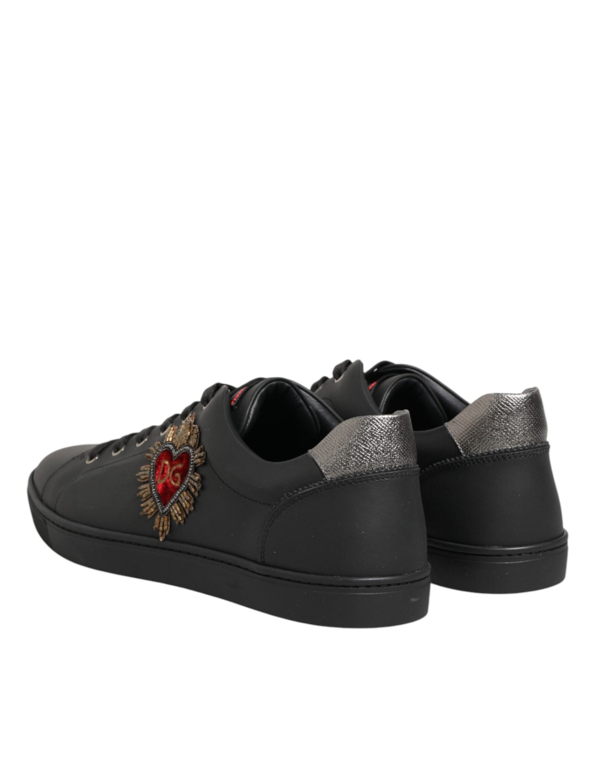 Dolce & Gabbana Zwarte Leren Sneakers Met Hartversiering