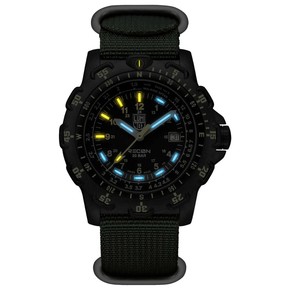 Luminox tweekleurig nylon sportief horloge
