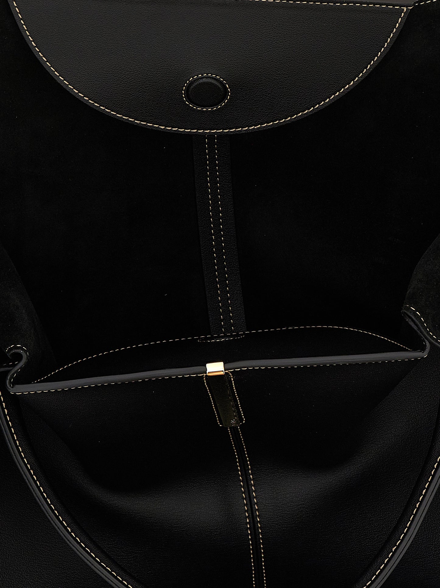 Tod's Black Calfskin Tote Bag