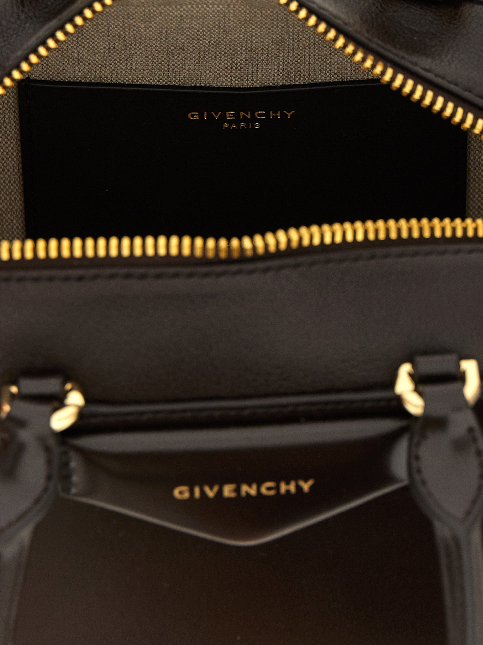Givenchy Bruine Kalfsleren Handtas