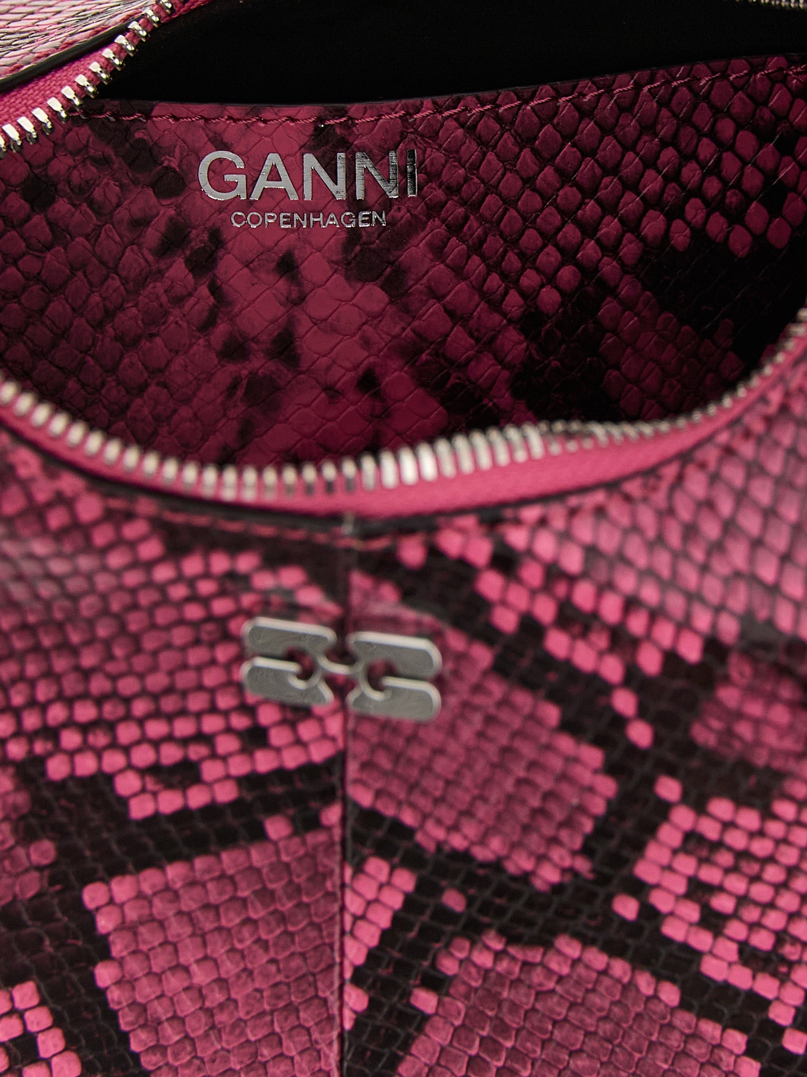 Ganni Fuchsia Handtas van gerecycled polyester