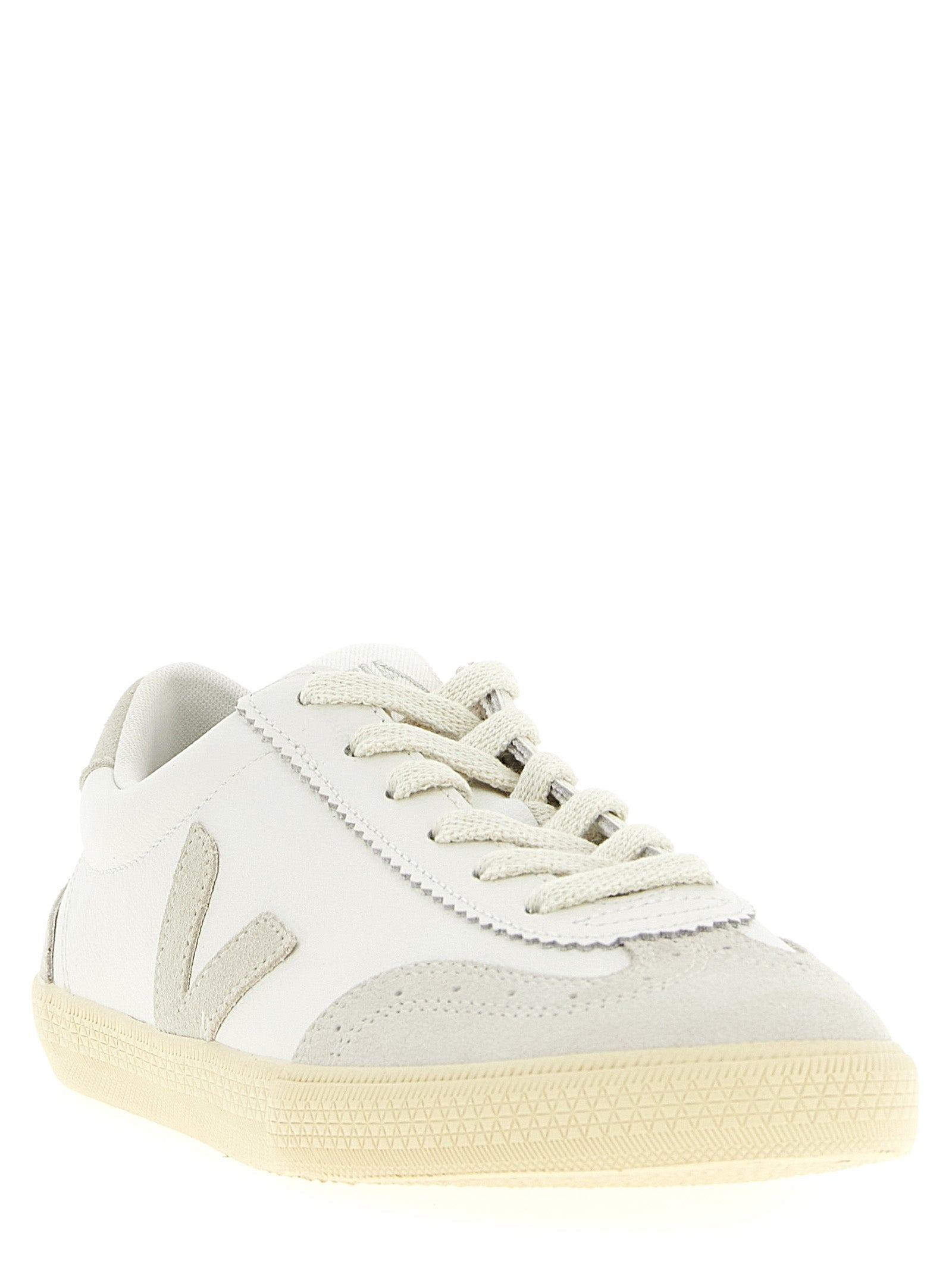 Veja Beige Leren Lage Sneakers